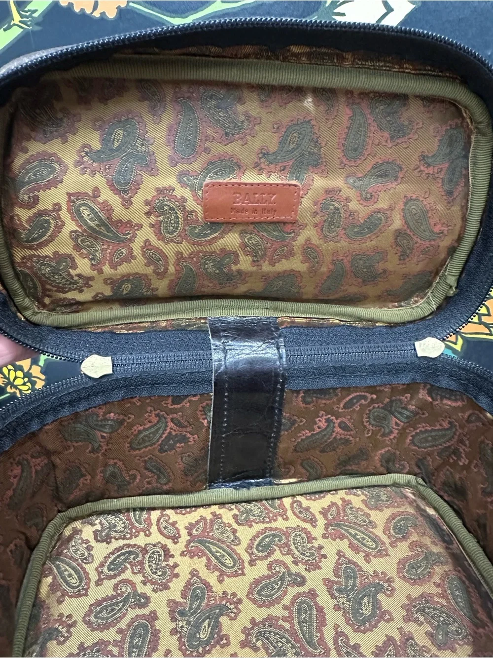 Vintage Bally Brown Leather Vanity Case Train Case Paisley Lining Italy